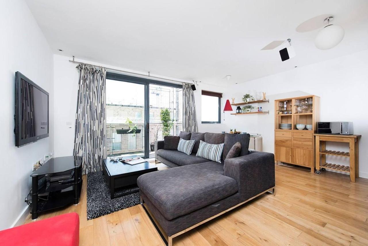 Stylish 2 Bedroom Flat With Balcony In לונדון מראה חיצוני תמונה